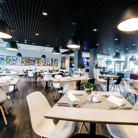 Hotel Q 3*